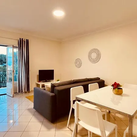 Bicos U By Check-in Portugal דירה אלבופיירה